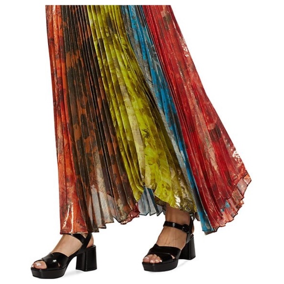 ALICE + OLIVIA Katz Sunburst Pleated Maxi Skirt - Picture 6 of 15
